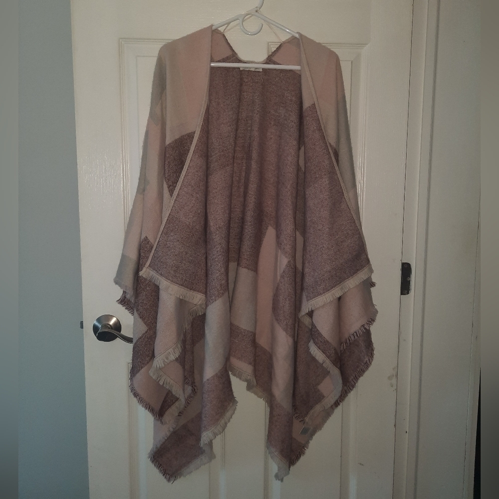 Woven Heart Fringe Wrap Shawl